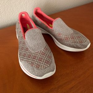 Skechers Performance Women's Go Walk 4, Gen 5, Kindle Slip-On Walking Shoe, 10